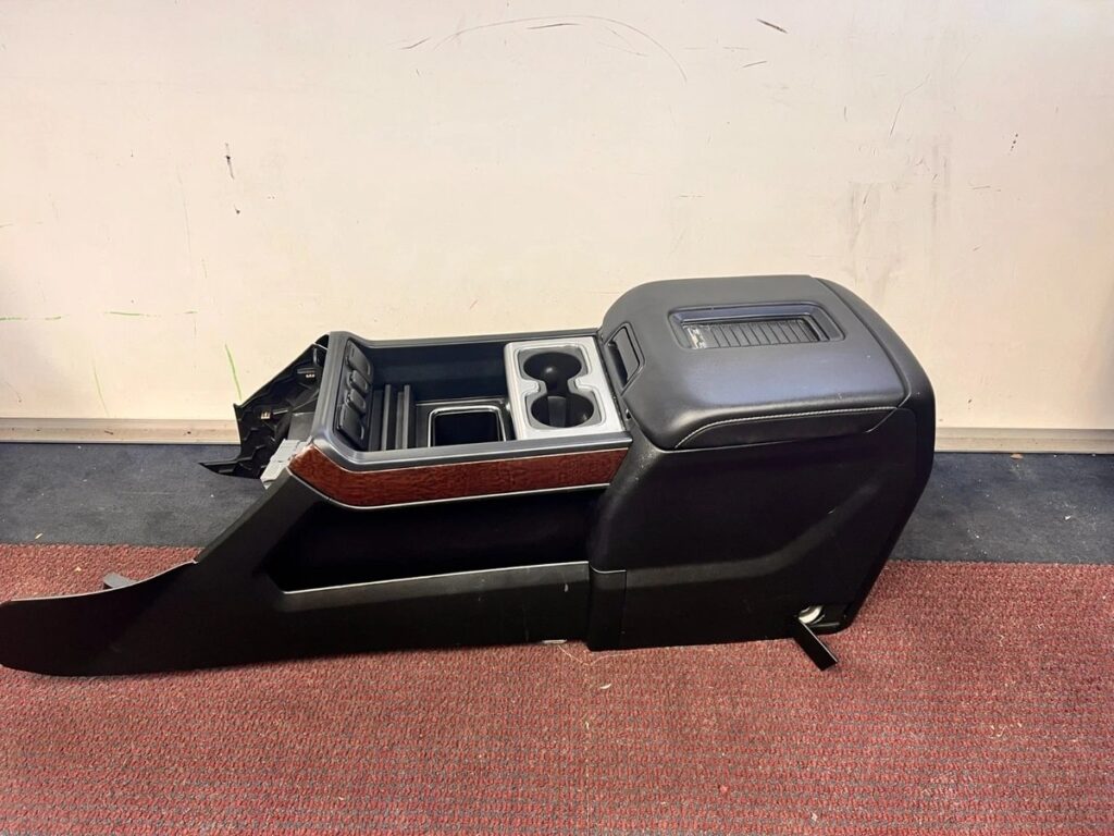 2018 CHEVY SILVERADO FRONT BUCKET SEAT CENTER CONSOLE ASSEMBLY